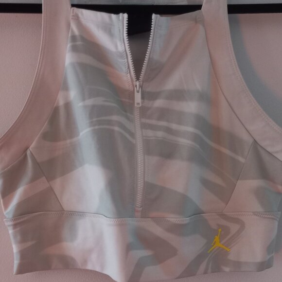 NIKE JORDAN zip front sports bra - Picture 2 of 9